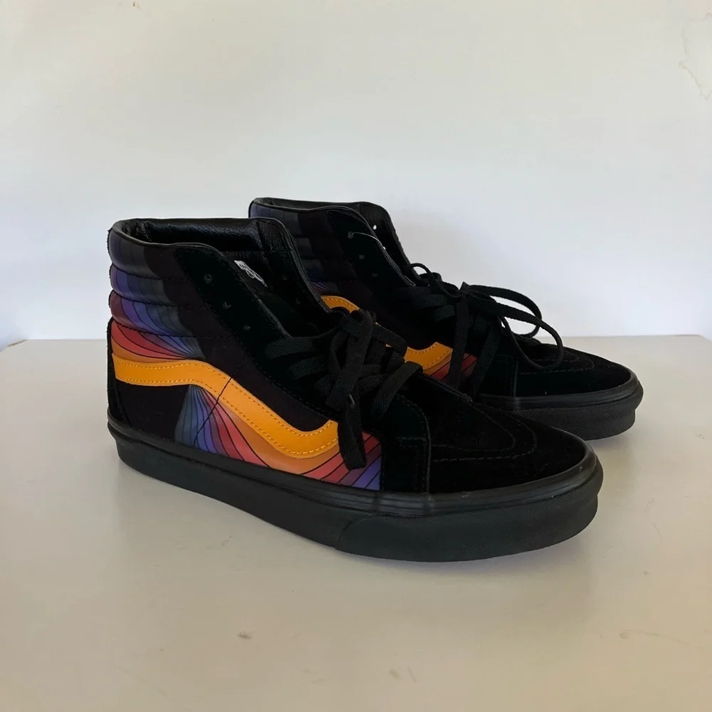 Vans Sk8-Hi Reissue ‘Refract Black’ Sneaker in Black/Multi, size 9.5